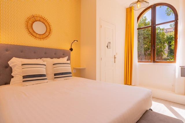 Hotel Le Castellamar Sainte-Maxime Buitenkant foto